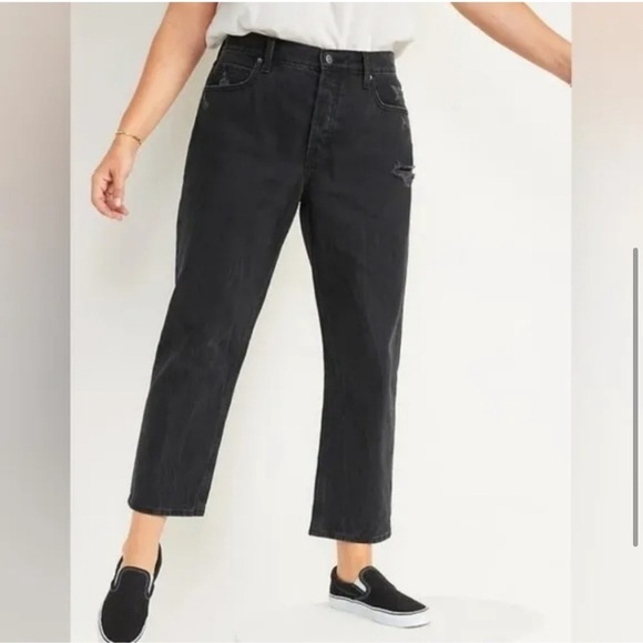 Old Navy Denim - NWT Old Navy Black High Rise Slouchy Straight Distressed Black Denim Jeans Sz 14